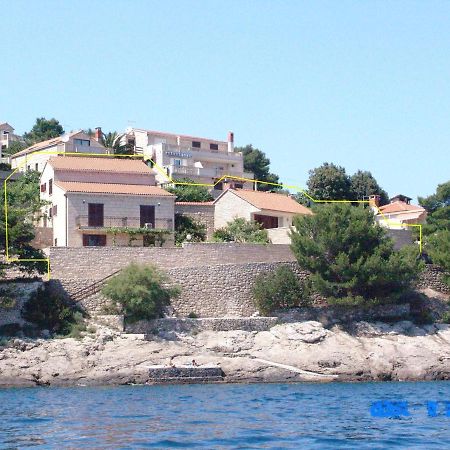 Apartments And Rooms By The Sea Puntinak, Brac - 12255 Selca  Dış mekan fotoğraf