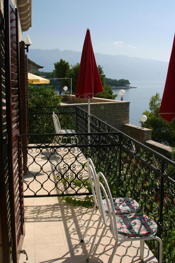Apartments And Rooms By The Sea Puntinak, Brac - 12255 Selca  Dış mekan fotoğraf