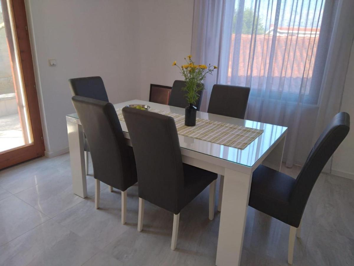 Apartments And Rooms By The Sea Puntinak, Brac - 12255 Selca  Dış mekan fotoğraf