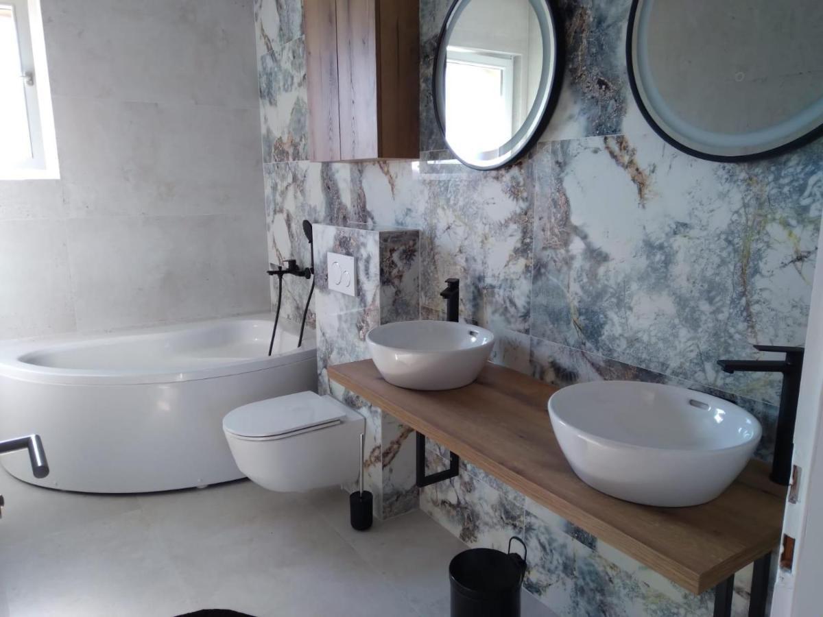 Apartments And Rooms By The Sea Puntinak, Brac - 12255 Selca  Dış mekan fotoğraf